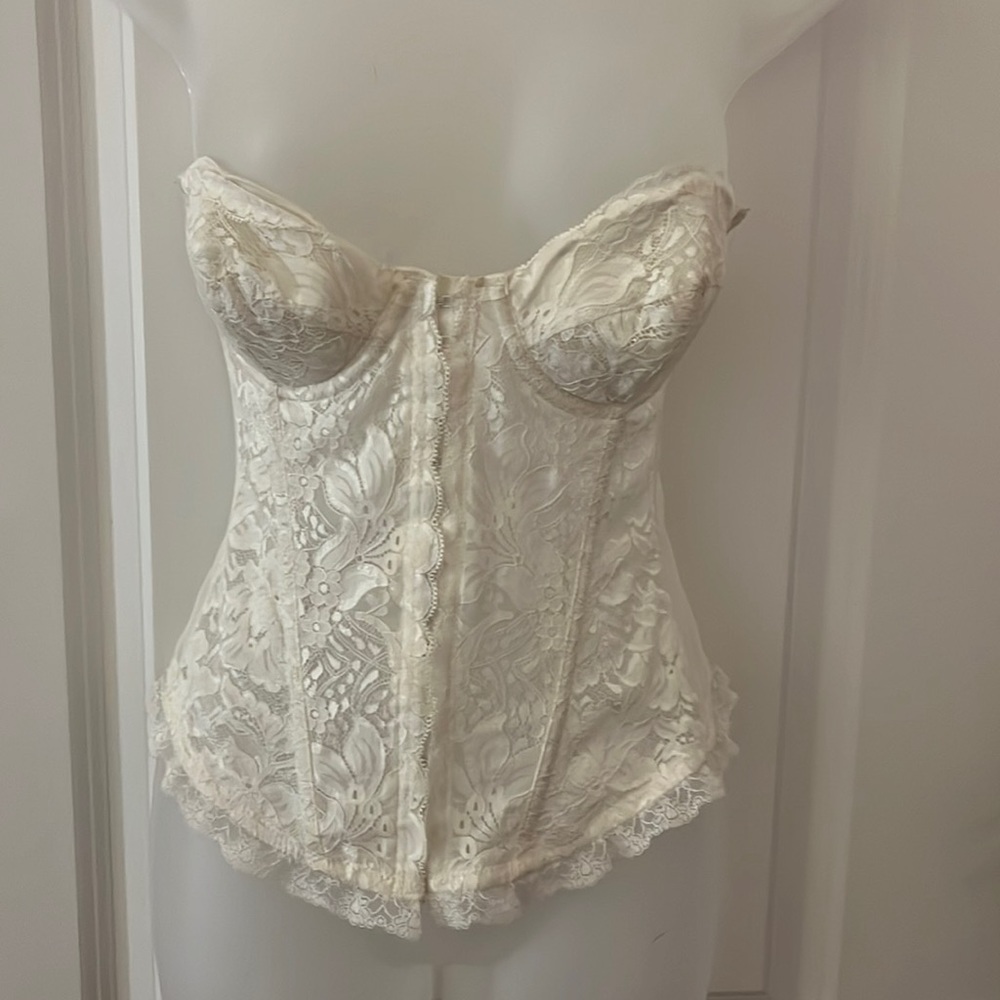 Wedding day corset size 32B